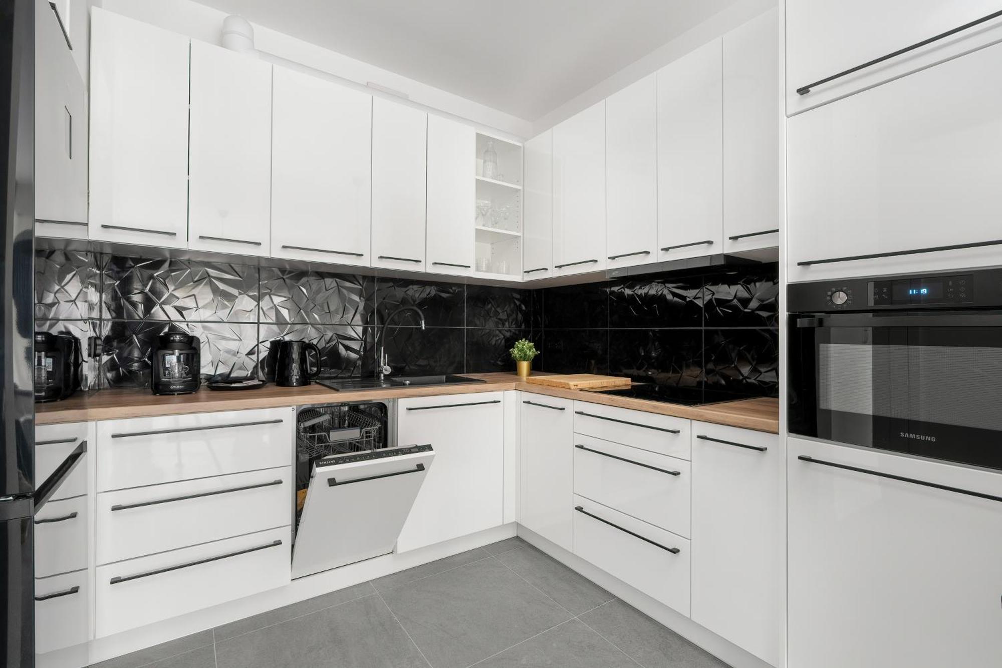 City Center Apartments With Gym & Free Garage Poznan By Noclegi Renters Exteriér fotografie