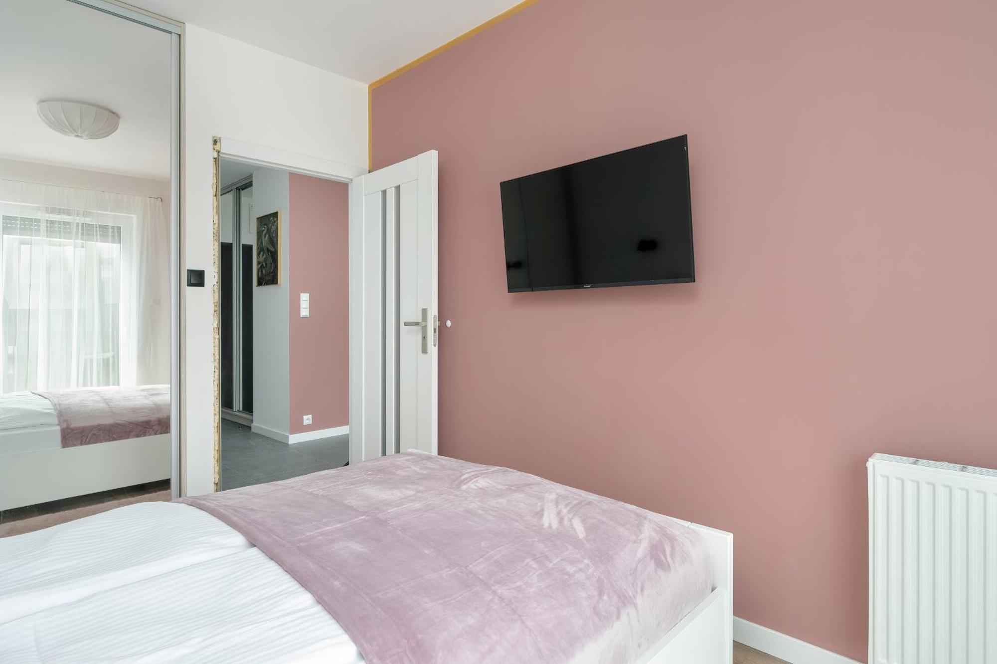City Center Apartments With Gym & Free Garage Poznan By Noclegi Renters Exteriér fotografie
